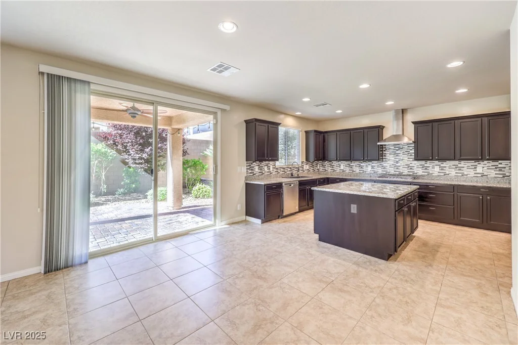 9655 Shadow Cliff, Las Vegas, NV 89166