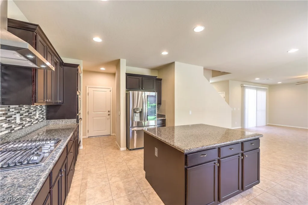9655 Shadow Cliff, Las Vegas, NV 89166