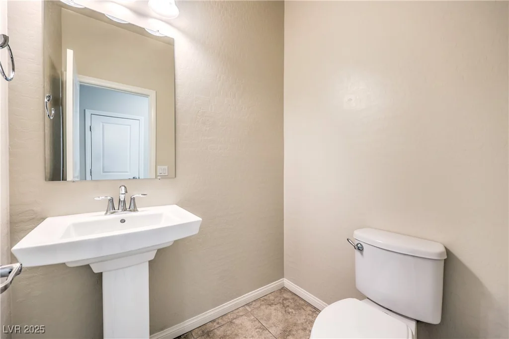 9655 Shadow Cliff, Las Vegas, NV 89166