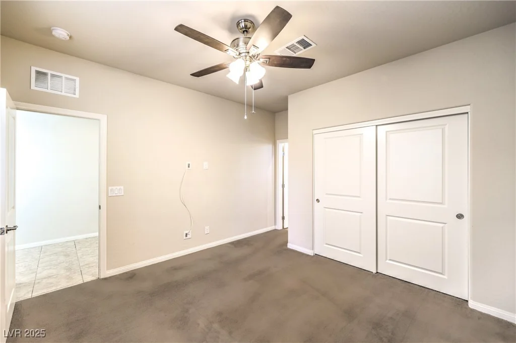 9655 Shadow Cliff, Las Vegas, NV 89166