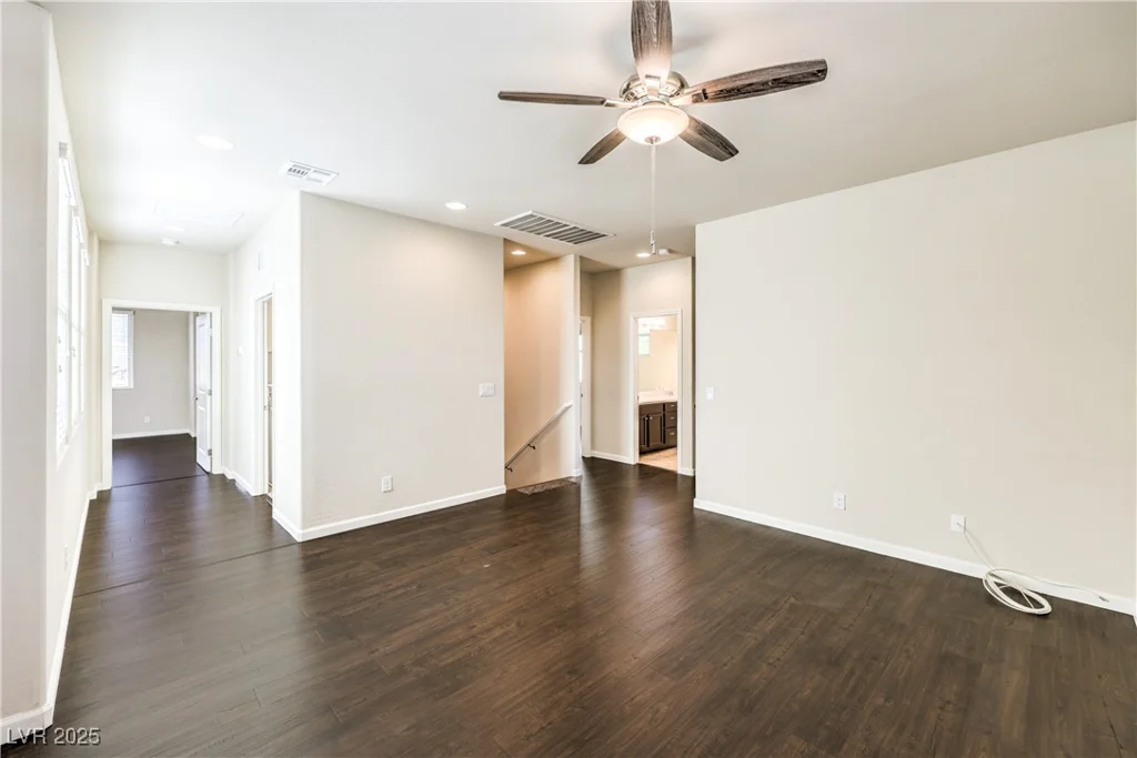 9655 Shadow Cliff, Las Vegas, NV 89166