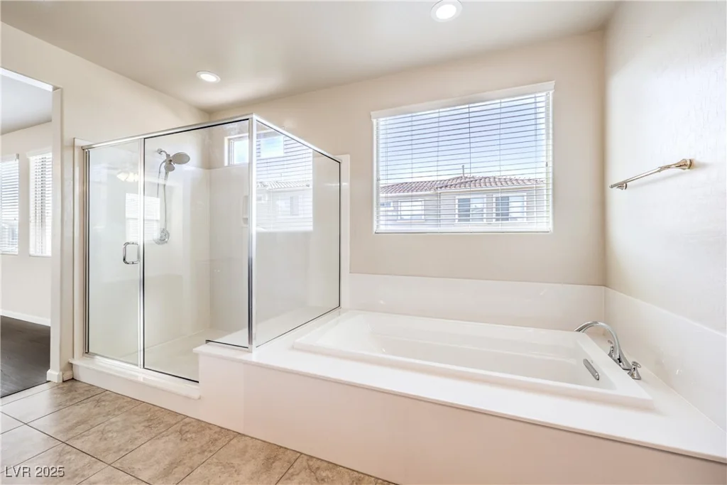 9655 Shadow Cliff, Las Vegas, NV 89166