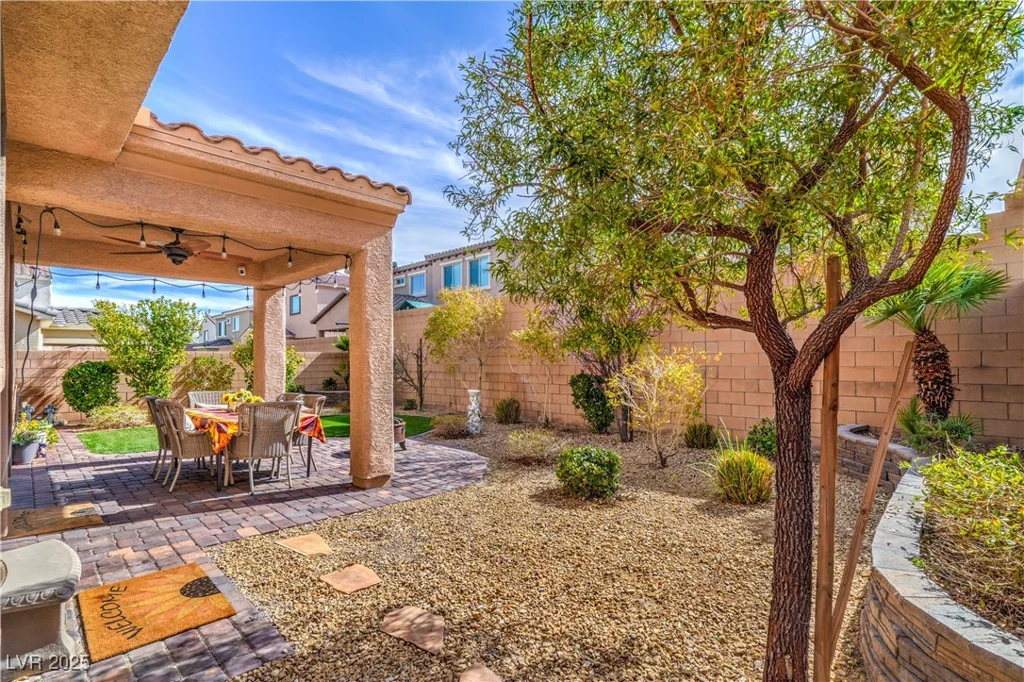 9655 Shadow Cliff, Las Vegas, NV 89166