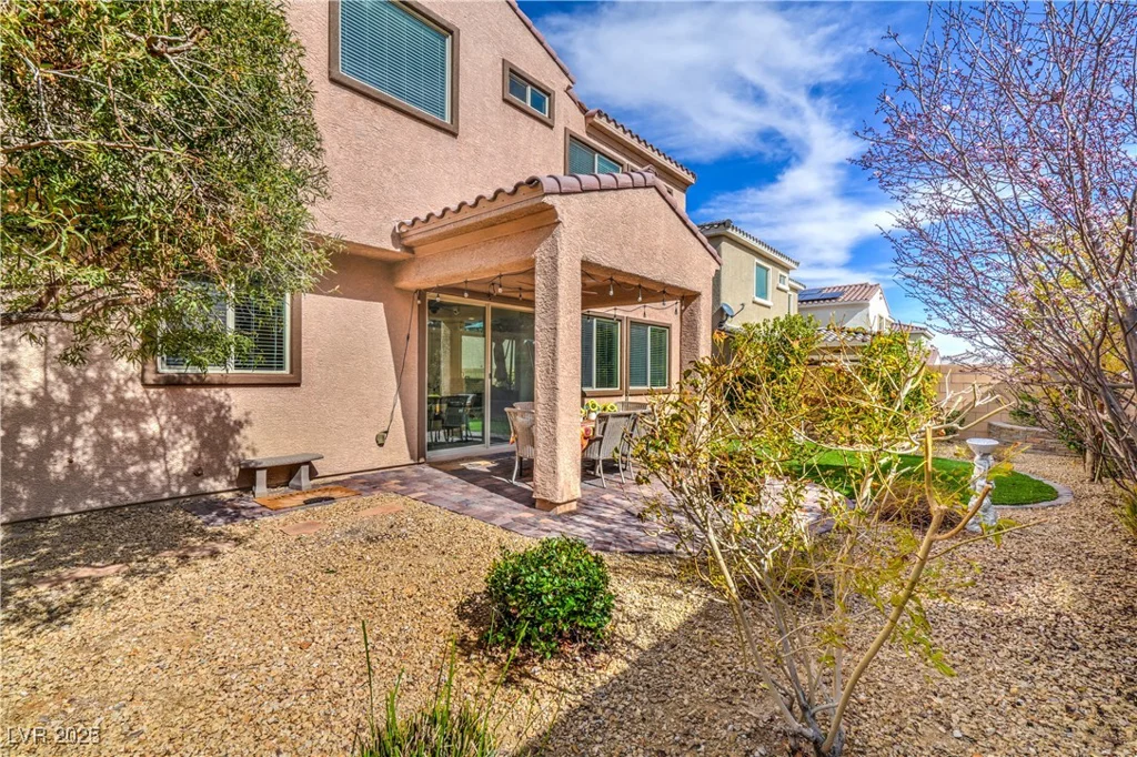 9655 Shadow Cliff, Las Vegas, NV 89166