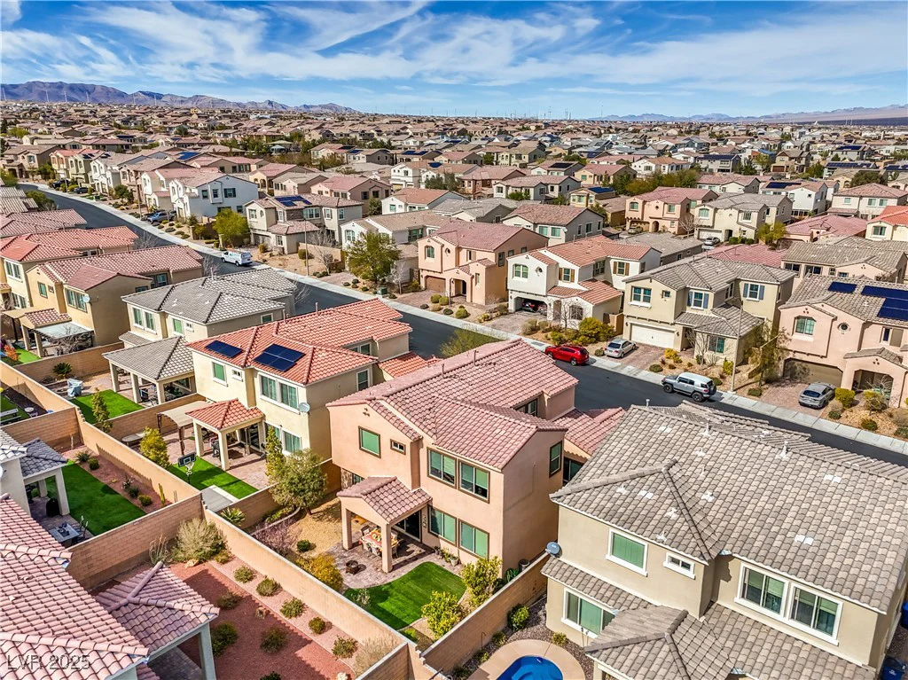 9655 Shadow Cliff, Las Vegas, NV 89166