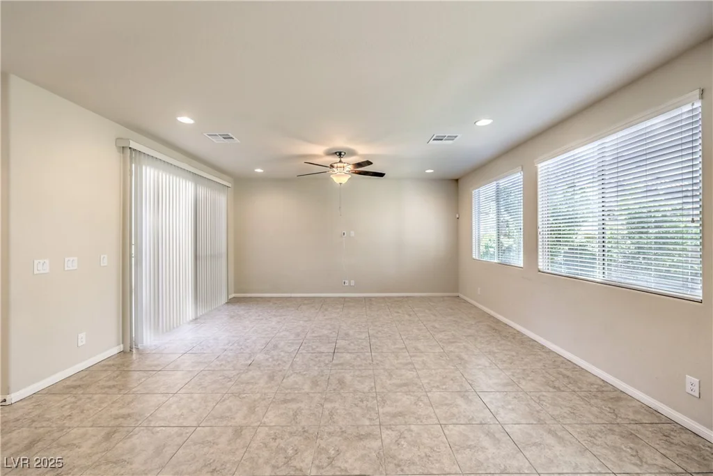 9655 Shadow Cliff, Las Vegas, NV 89166