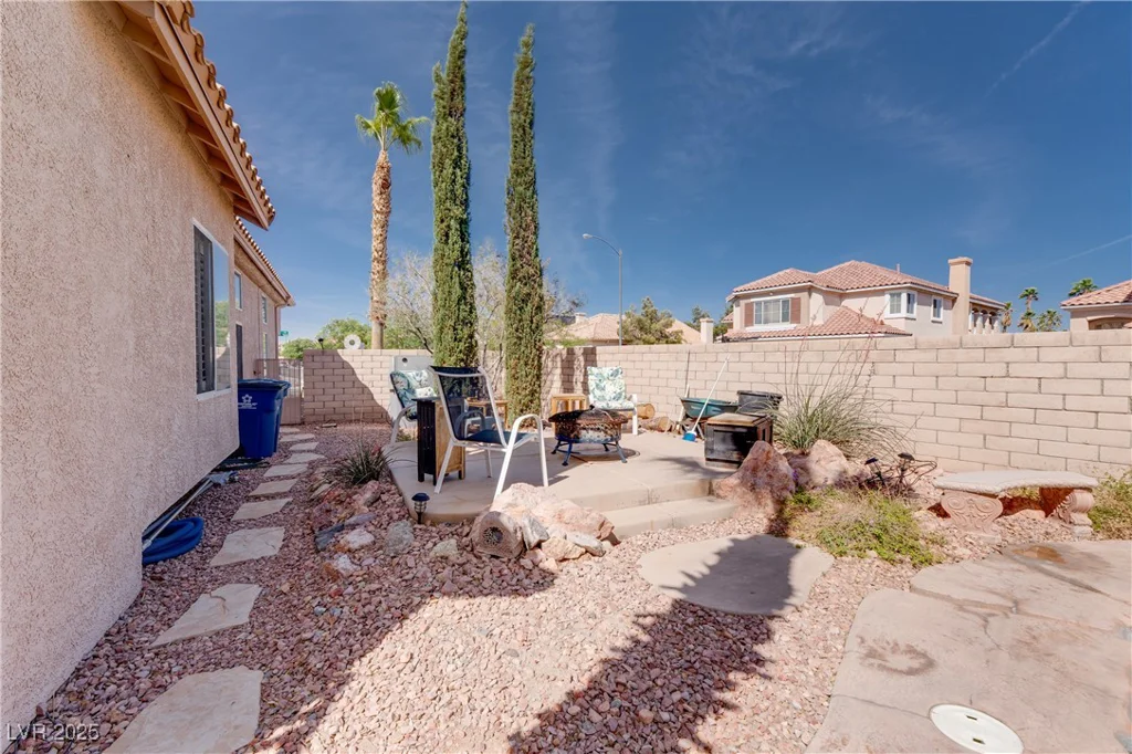 7815 Windward, Las Vegas, NV 89147