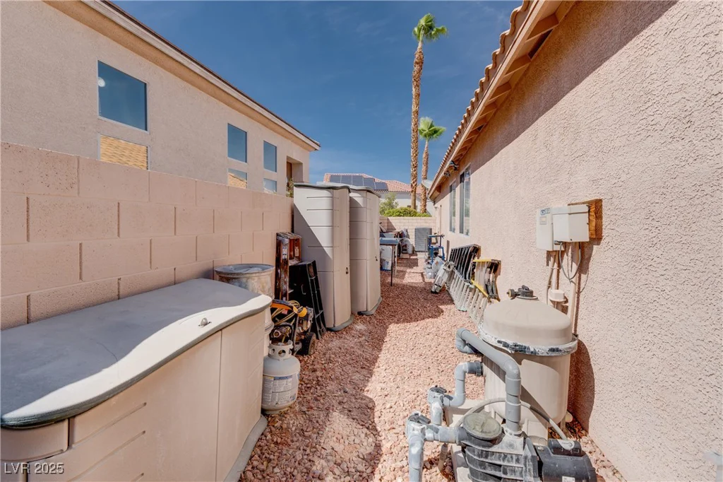 7815 Windward, Las Vegas, NV 89147