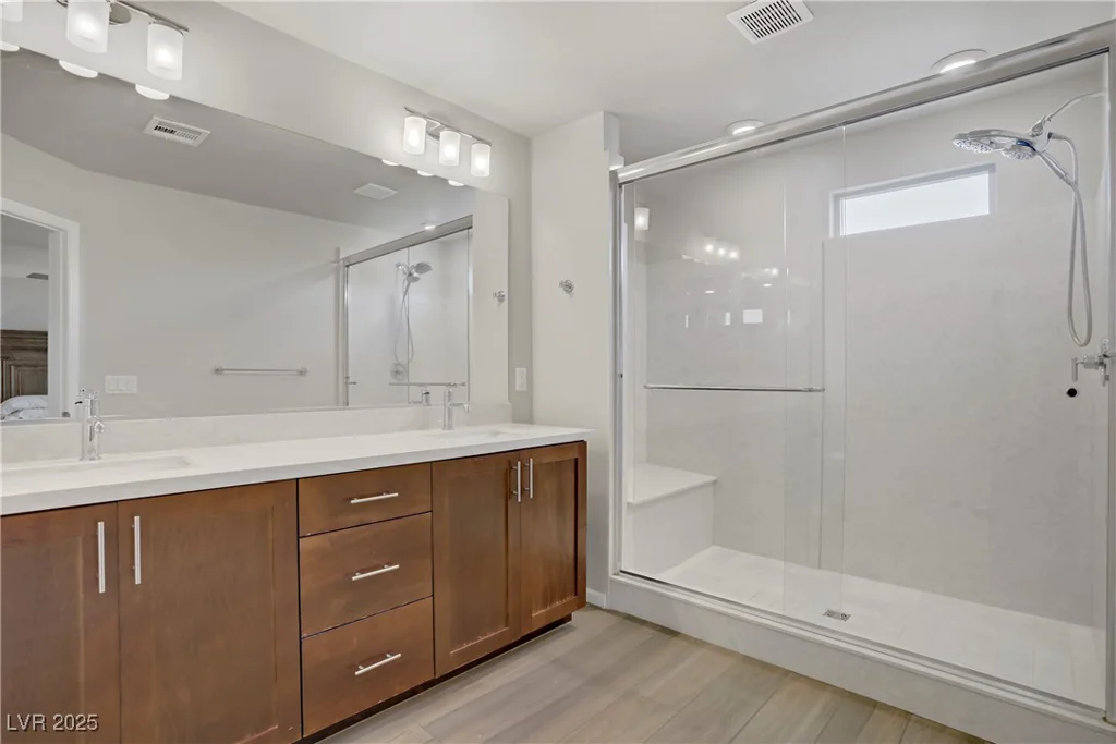 8016 Carpenter Creek, Las Vegas, NV 89113