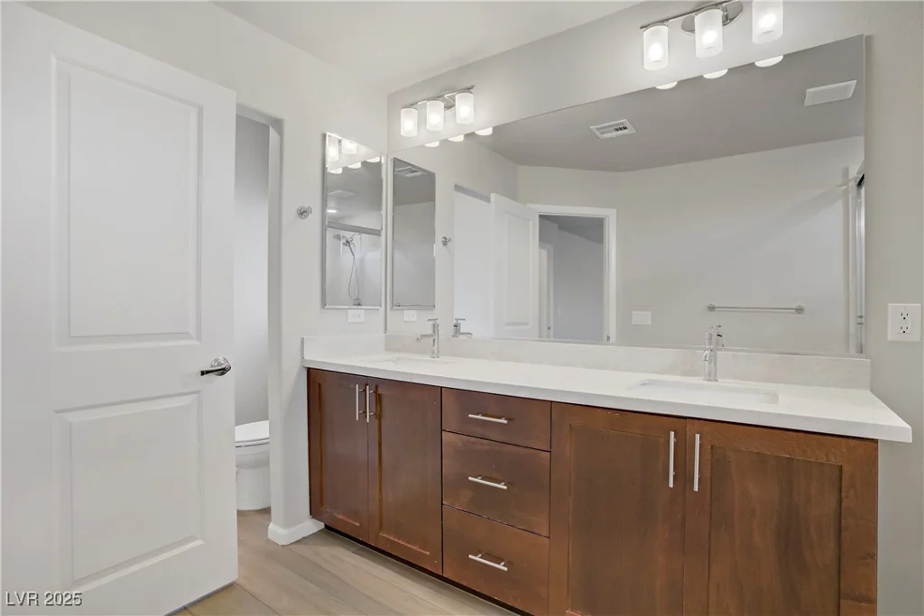 8016 Carpenter Creek, Las Vegas, NV 89113