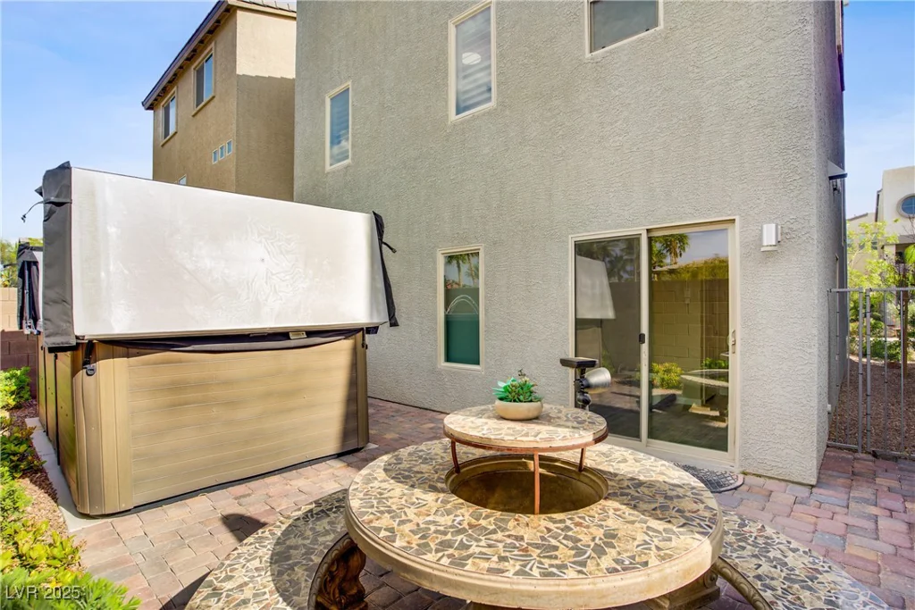 8016 Carpenter Creek, Las Vegas, NV 89113