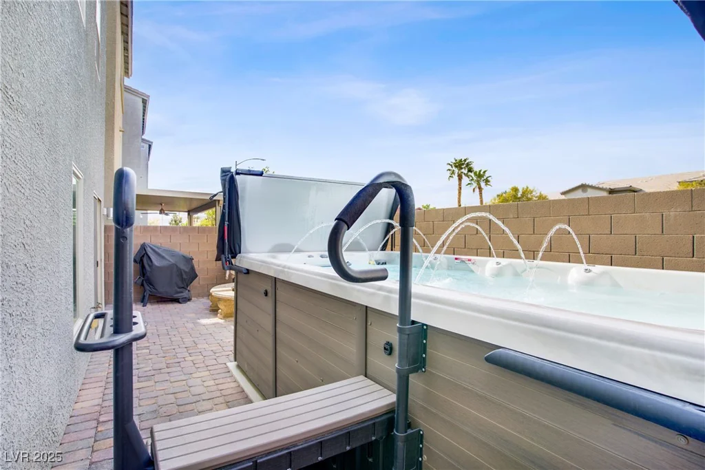 8016 Carpenter Creek, Las Vegas, NV 89113