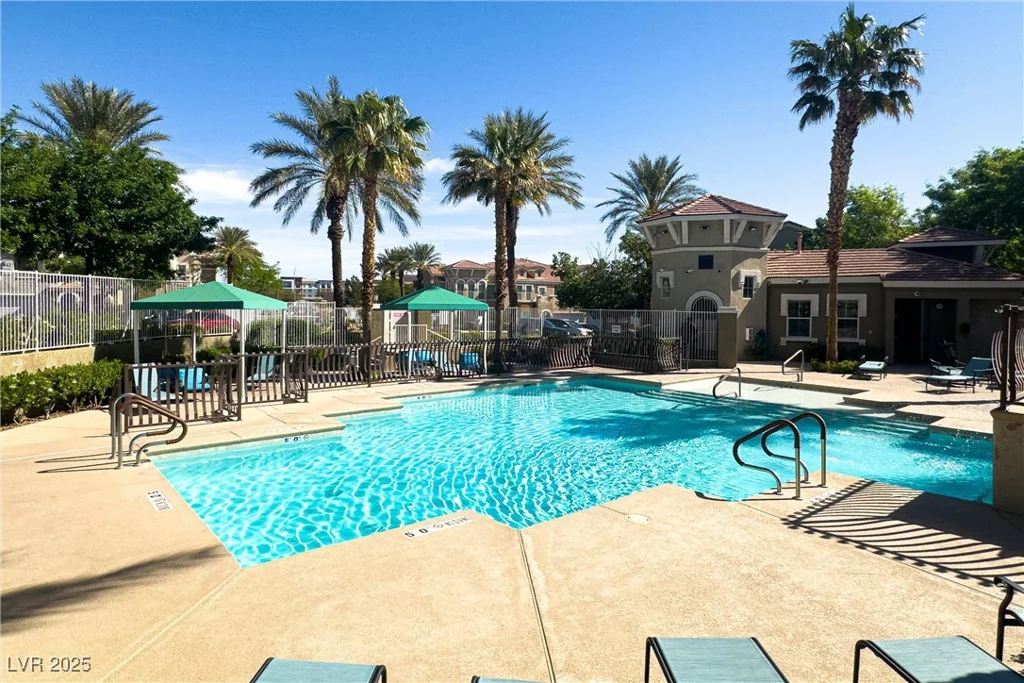 10001 Peace, Las Vegas, NV 89147
