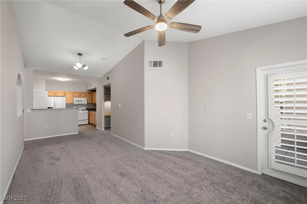10001 Peace, Las Vegas, NV 89147