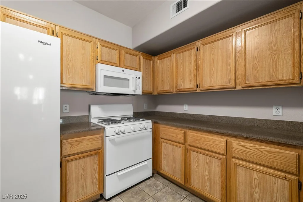 10001 Peace, Las Vegas, NV 89147
