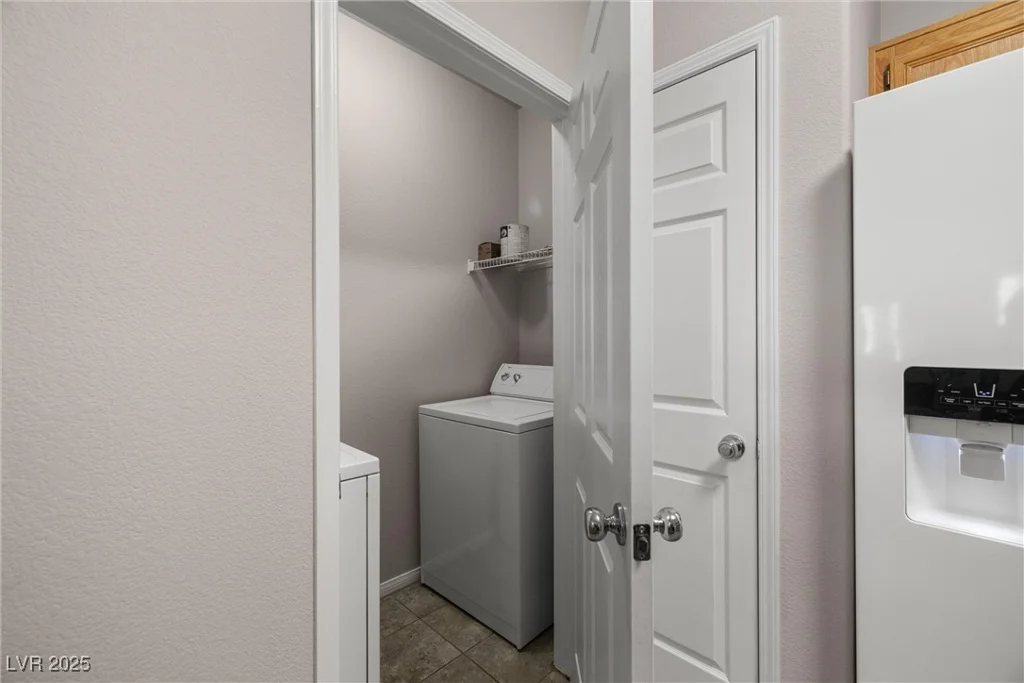 10001 Peace, Las Vegas, NV 89147