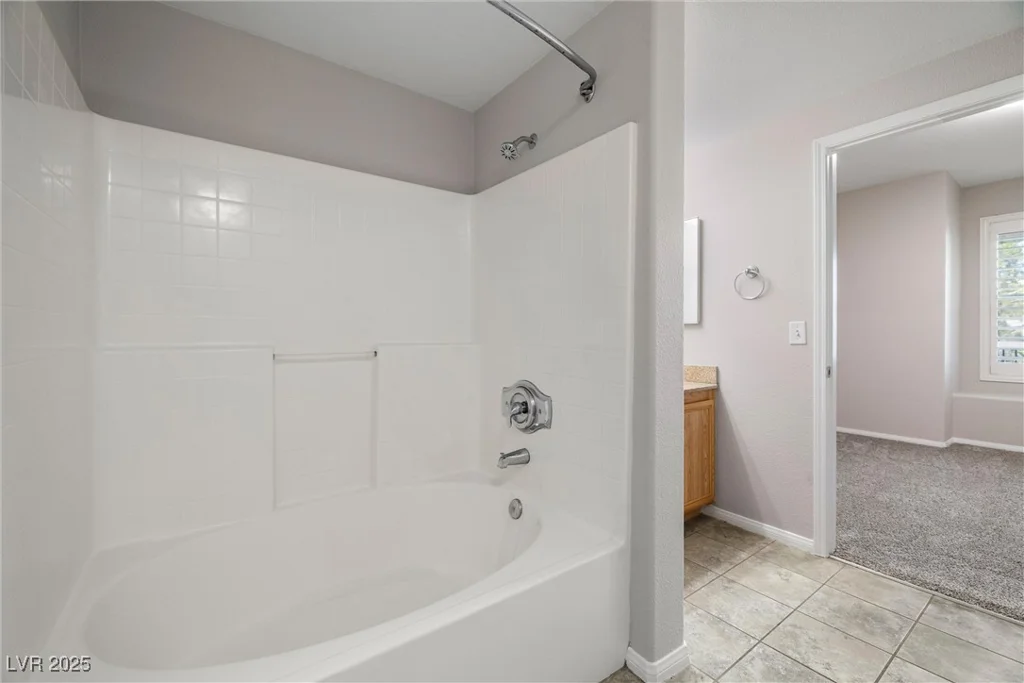 10001 Peace, Las Vegas, NV 89147