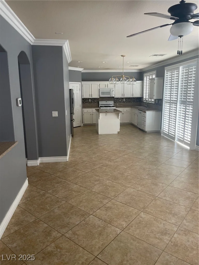9232 Marlia, Las Vegas, NV 89123