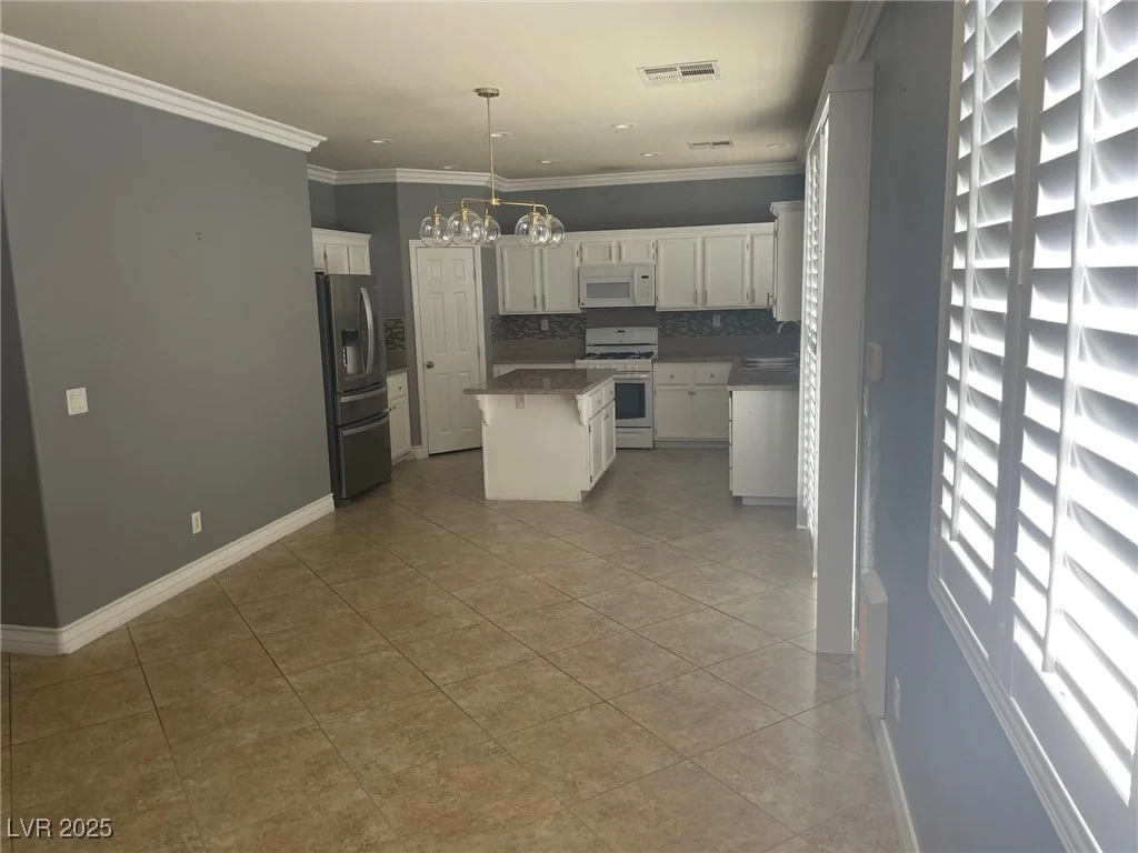9232 Marlia, Las Vegas, NV 89123
