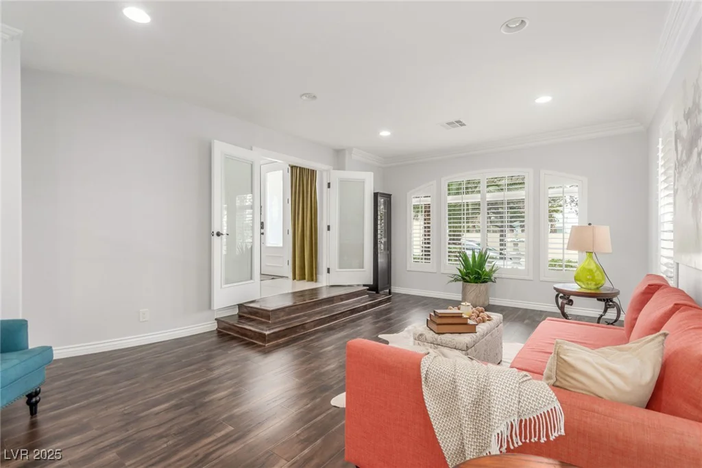 44 Tamarron Cliffs, Las Vegas, NV 89148