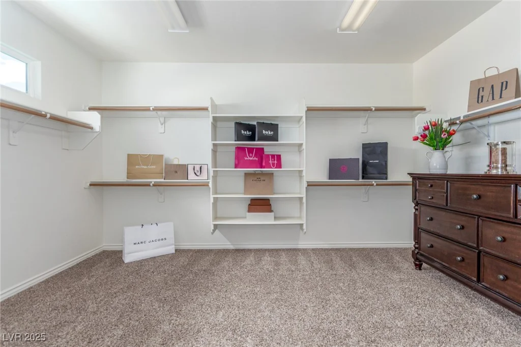 44 Tamarron Cliffs, Las Vegas, NV 89148