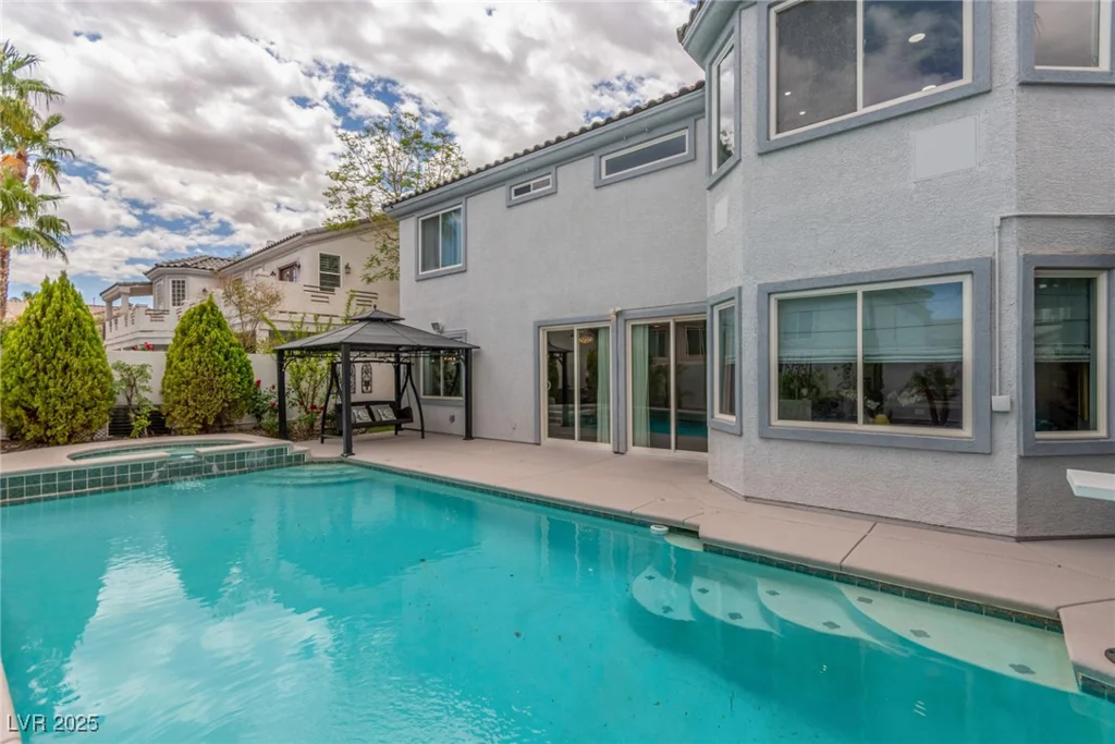 44 Tamarron Cliffs, Las Vegas, NV 89148