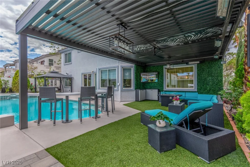 44 Tamarron Cliffs, Las Vegas, NV 89148