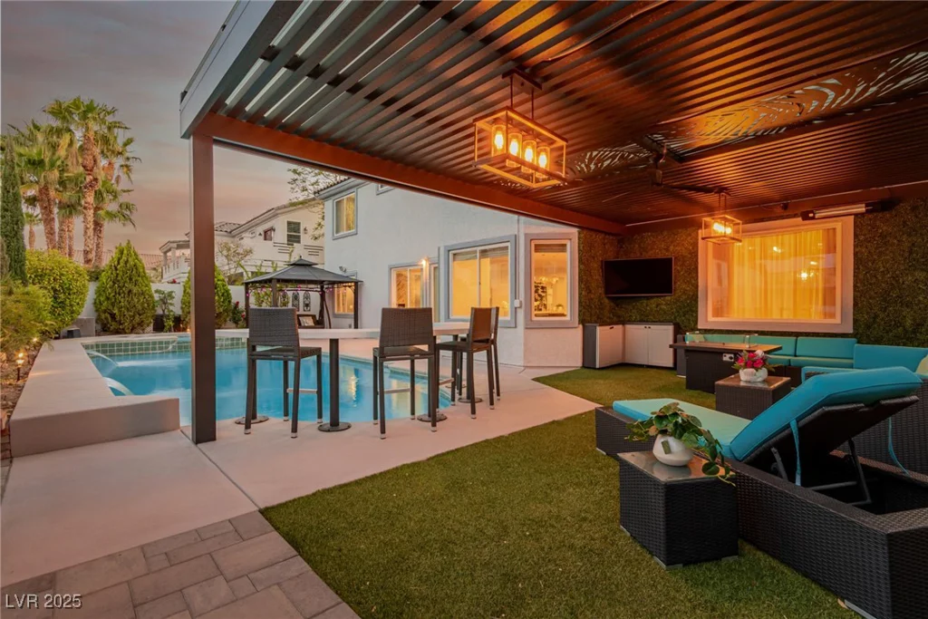 44 Tamarron Cliffs, Las Vegas, NV 89148