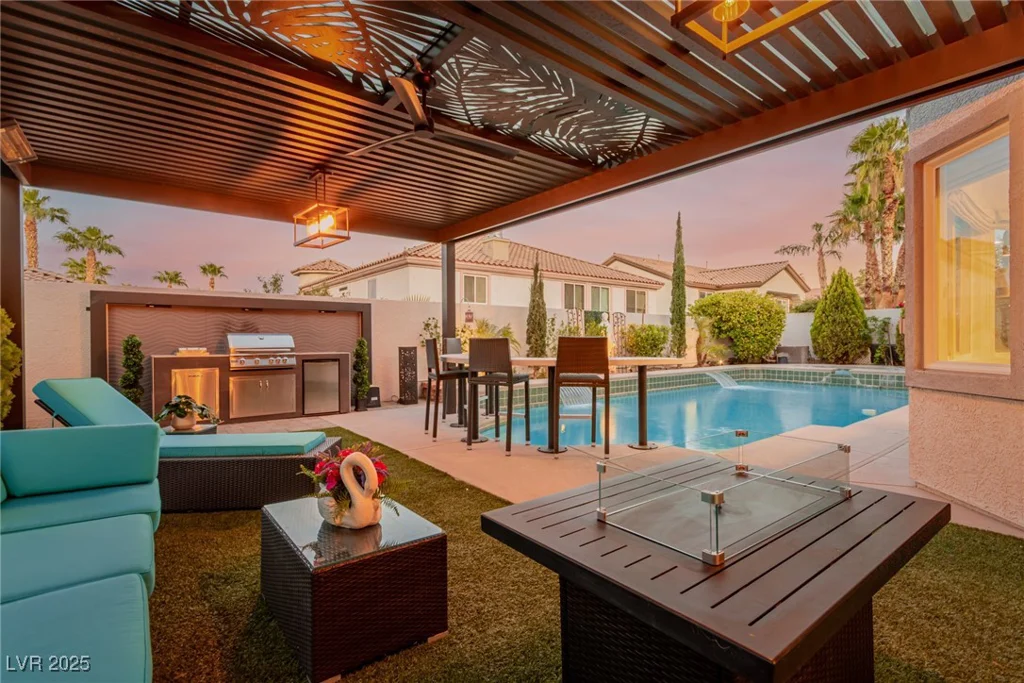 44 Tamarron Cliffs, Las Vegas, NV 89148