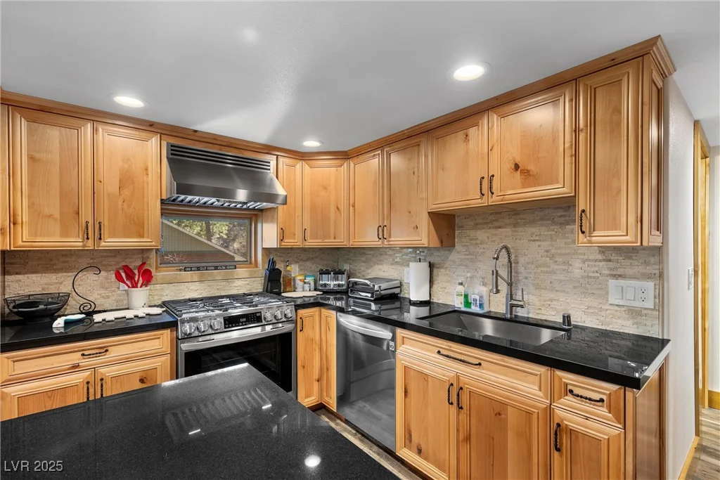 274 Ski Trail, Mount Charleston, NV 89124