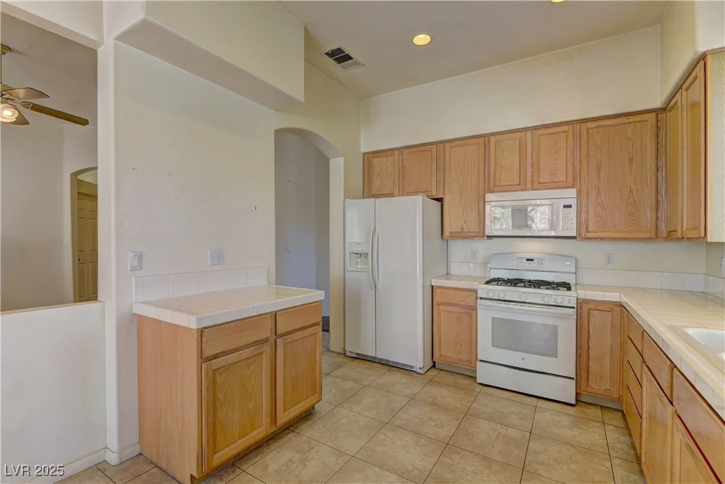 1945 Trail Peak, Las Vegas, NV 89134