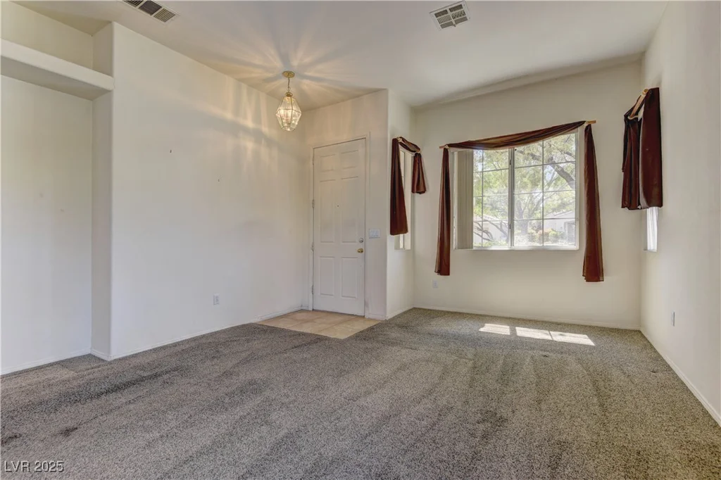 1945 Trail Peak, Las Vegas, NV 89134
