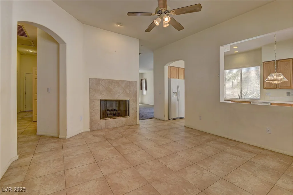 1945 Trail Peak, Las Vegas, NV 89134