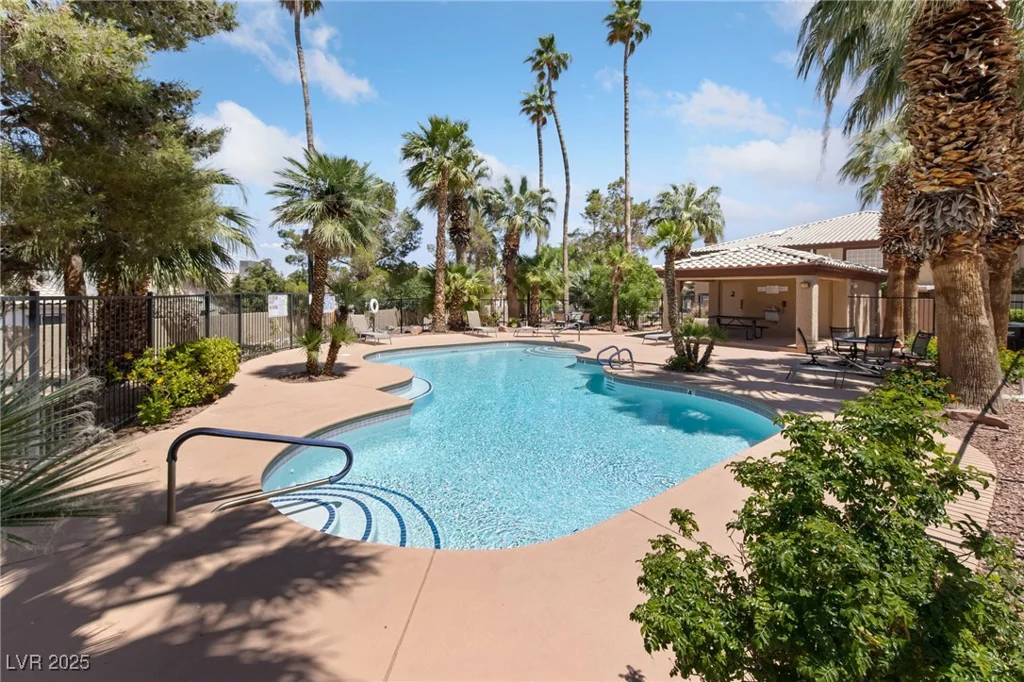 675 Harbor Mist, Henderson, NV 89015