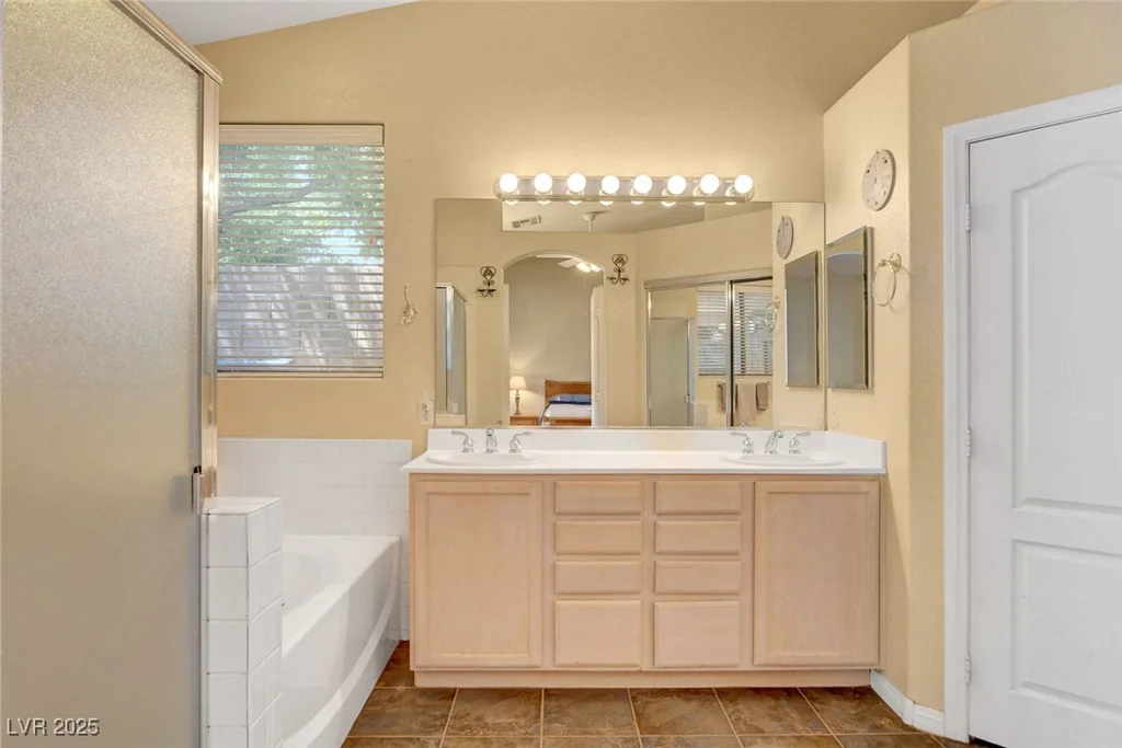 1931 Jasper Creek, Las Vegas, NV 89123