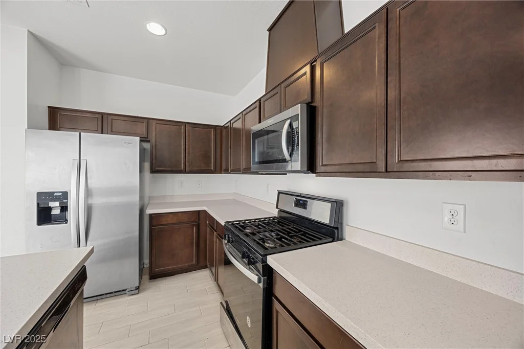 6626 Evander, North Las Vegas, NV 89086