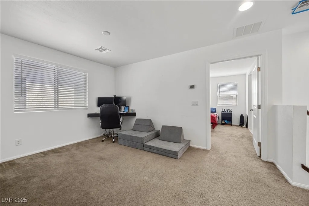 6626 Evander, North Las Vegas, NV 89086