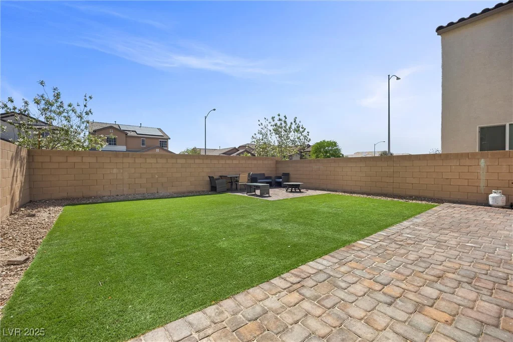6626 Evander, North Las Vegas, NV 89086