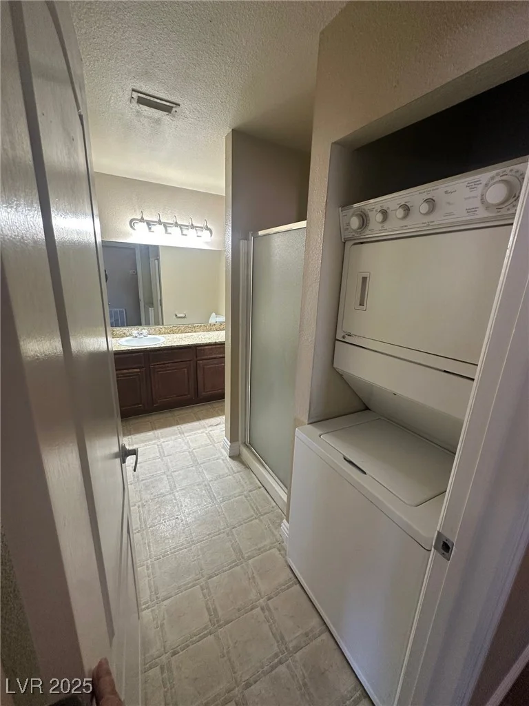4050 Pacific Harbors, Las Vegas, NV 89121