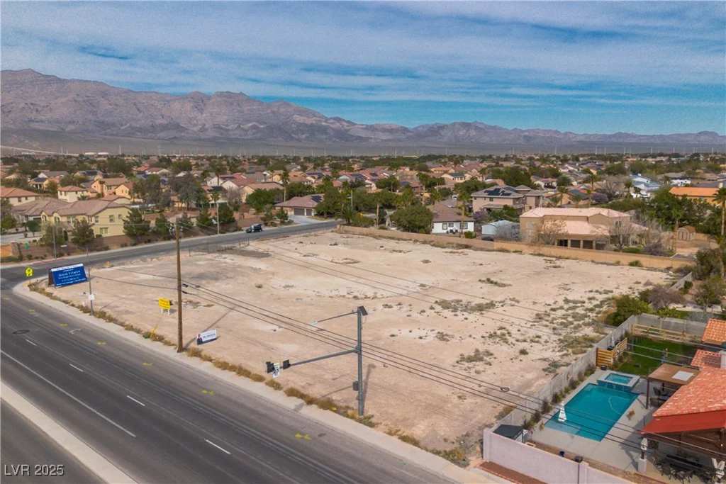 7806 Jones, Las Vegas, NV 89131