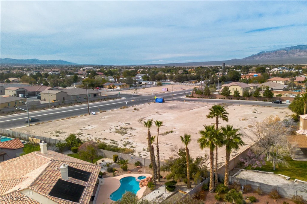 7806 Jones, Las Vegas, NV 89131