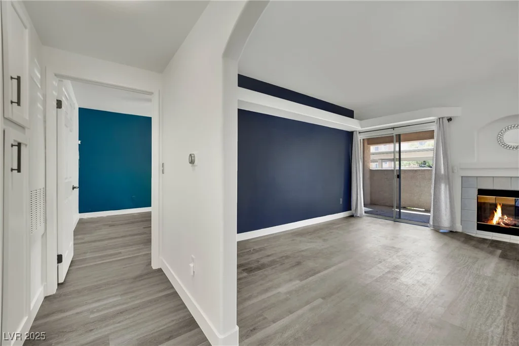 8408 White Eagle, Las Vegas, NV 89145