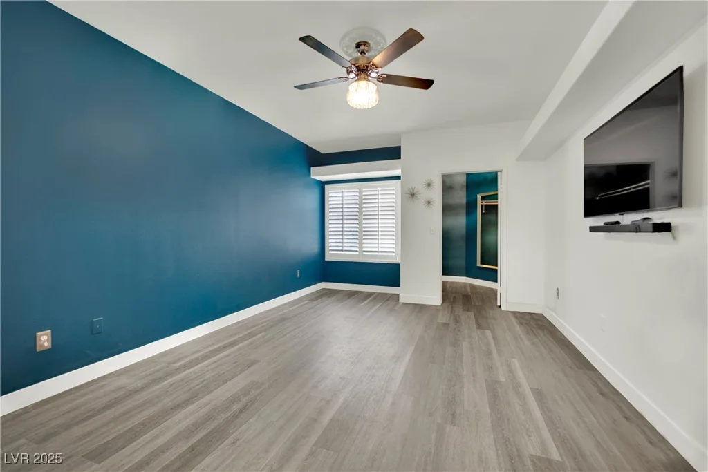 8408 White Eagle, Las Vegas, NV 89145