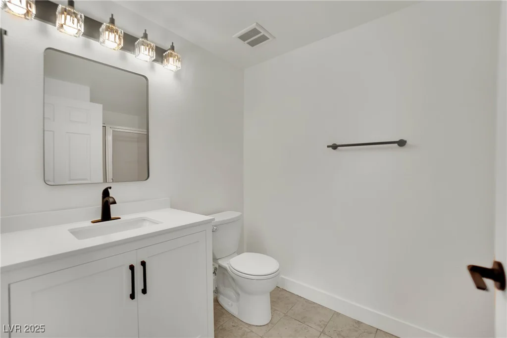 8408 White Eagle, Las Vegas, NV 89145