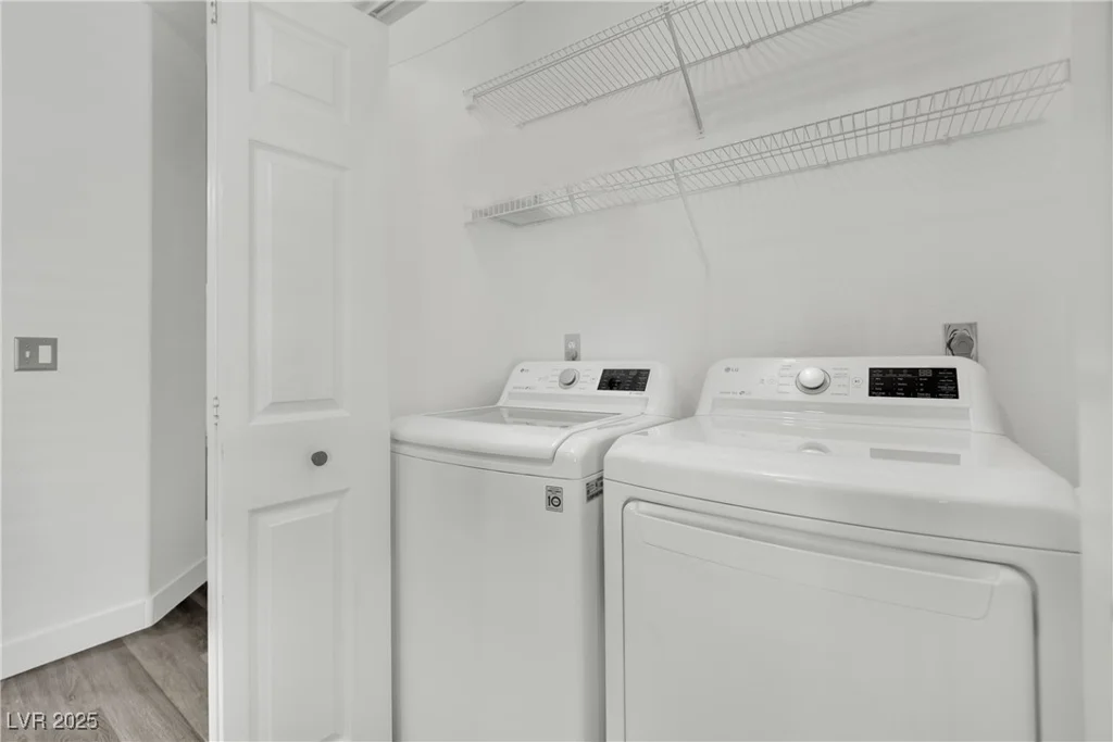 8408 White Eagle, Las Vegas, NV 89145