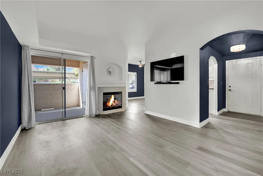 8408 White Eagle, Las Vegas, NV 89145