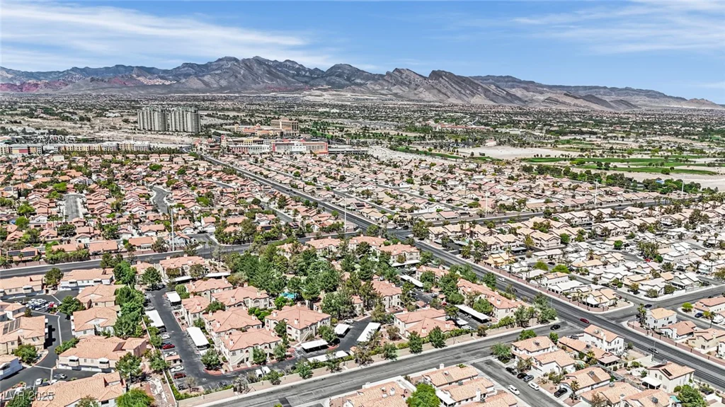 8408 White Eagle, Las Vegas, NV 89145
