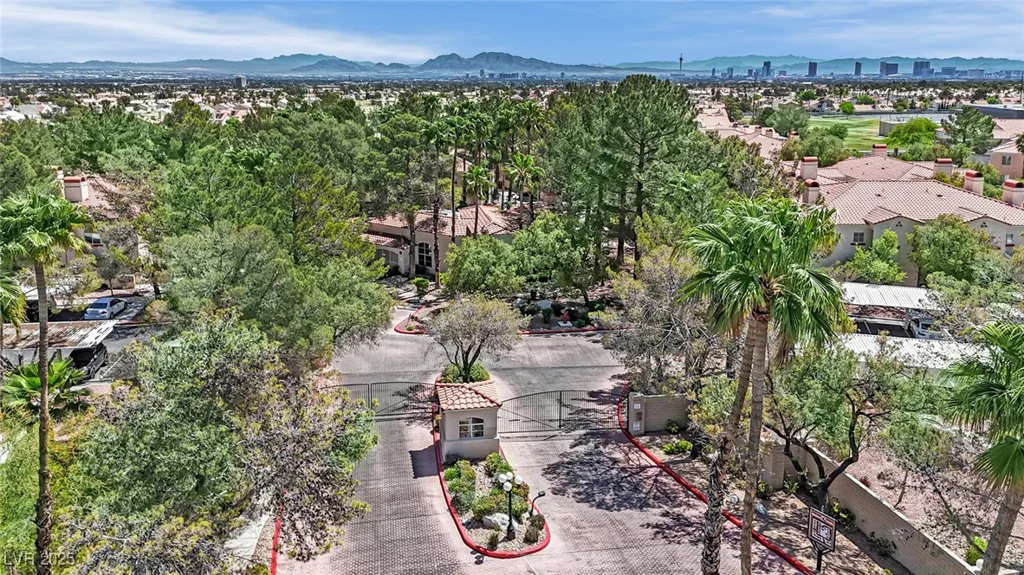 8408 White Eagle, Las Vegas, NV 89145