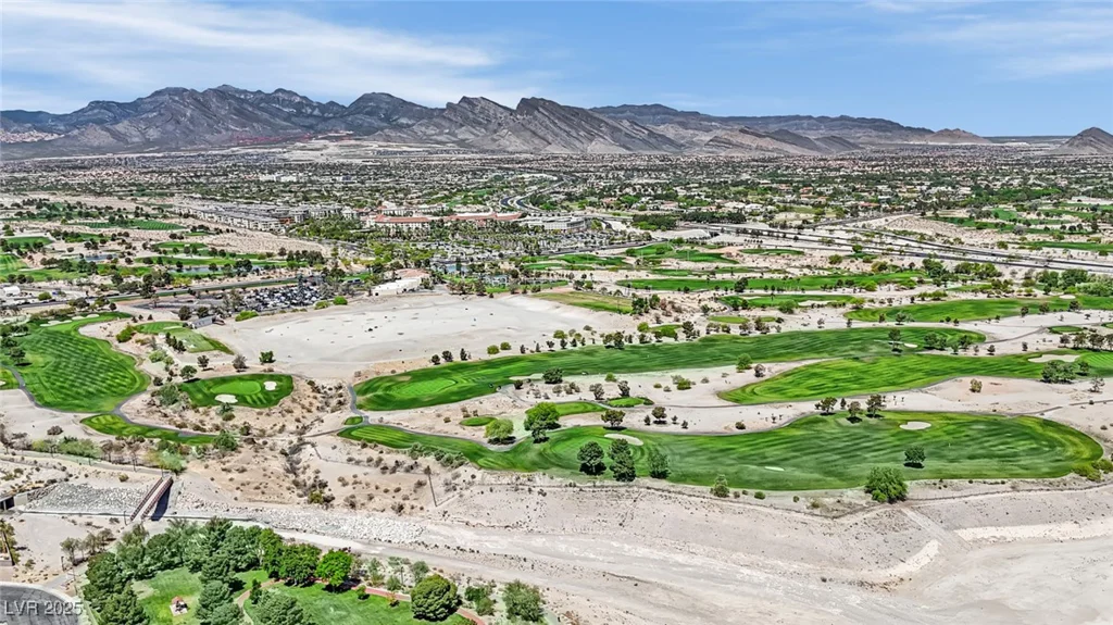 8408 White Eagle, Las Vegas, NV 89145