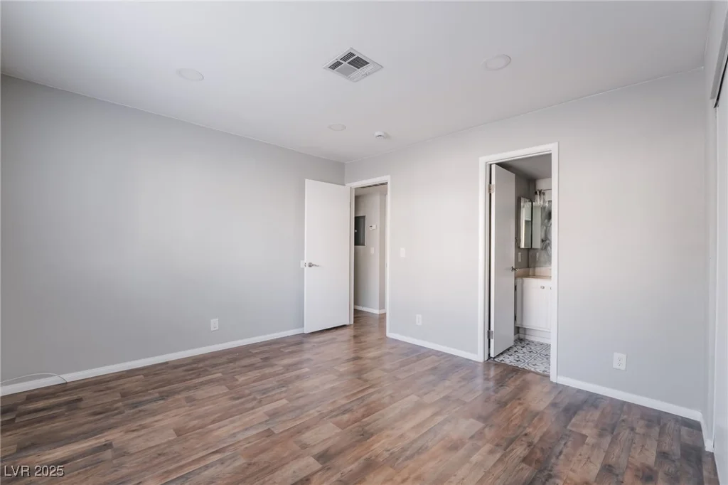 912 Falconhead, Las Vegas, NV 89128